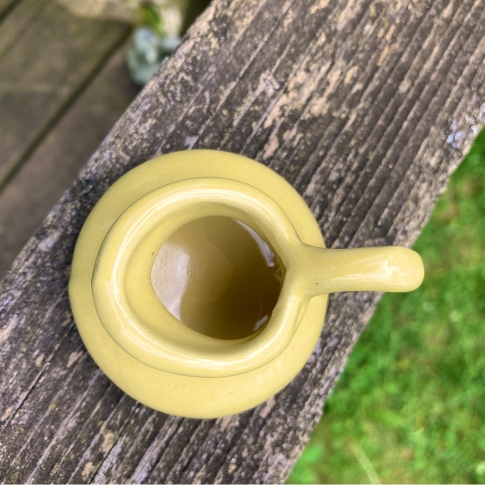 BYBEE Mini Pottery Kentucky McCOY Pitcher SHAWNEE Miniature Vintage Soft Yellow - Picture 9 of 11